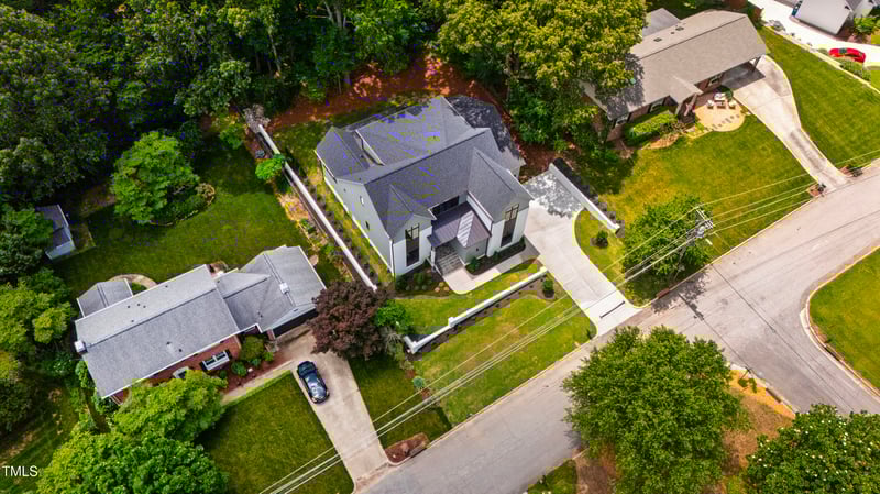 5208 Knollwood Rd, Raleigh, NC 27609