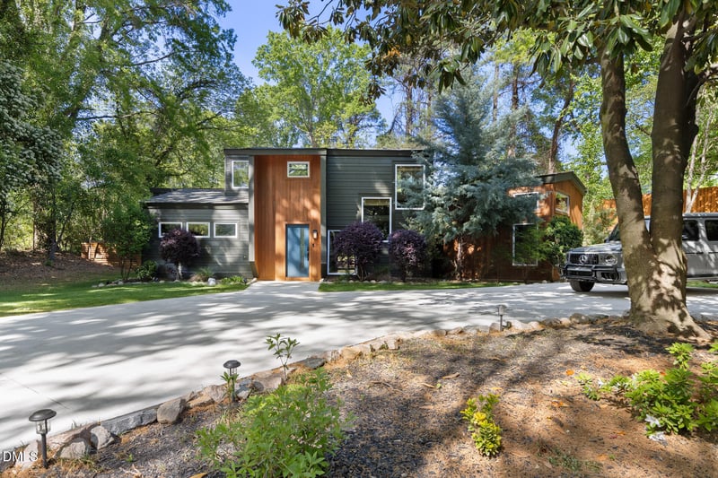 5208 Saddle Ct, Raleigh, NC 27609