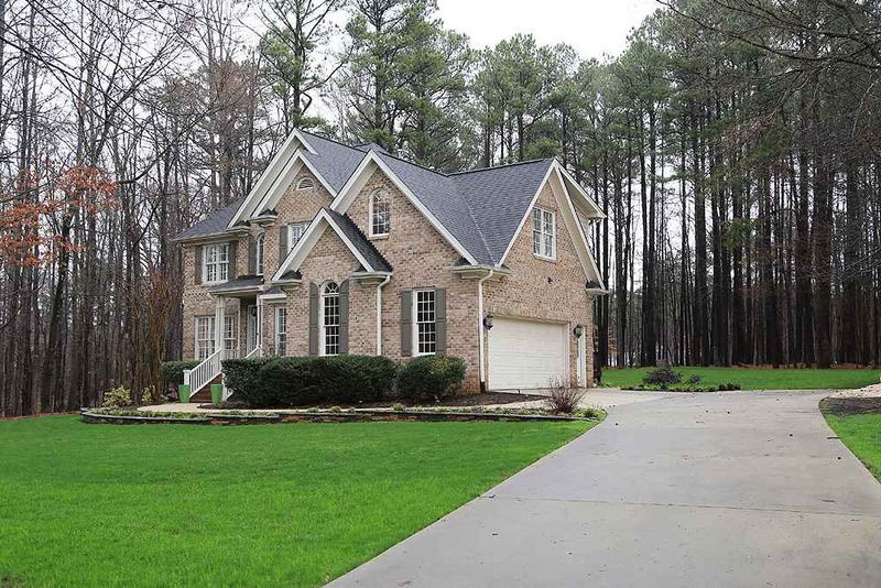 5208 Strathmore Dr, Raleigh, NC 27613