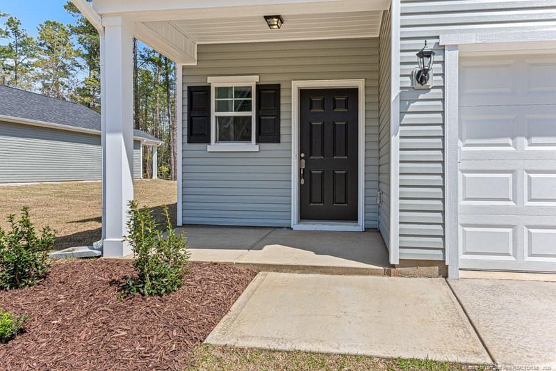 5208 Tyndall Dr, Sanford, NC 27330