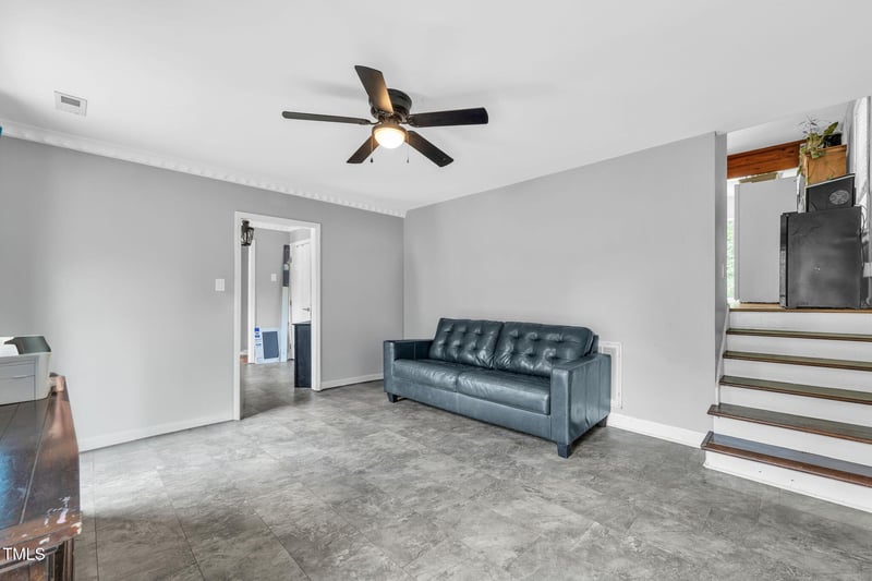5209 Amsterdam Pl, Raleigh, NC 27606