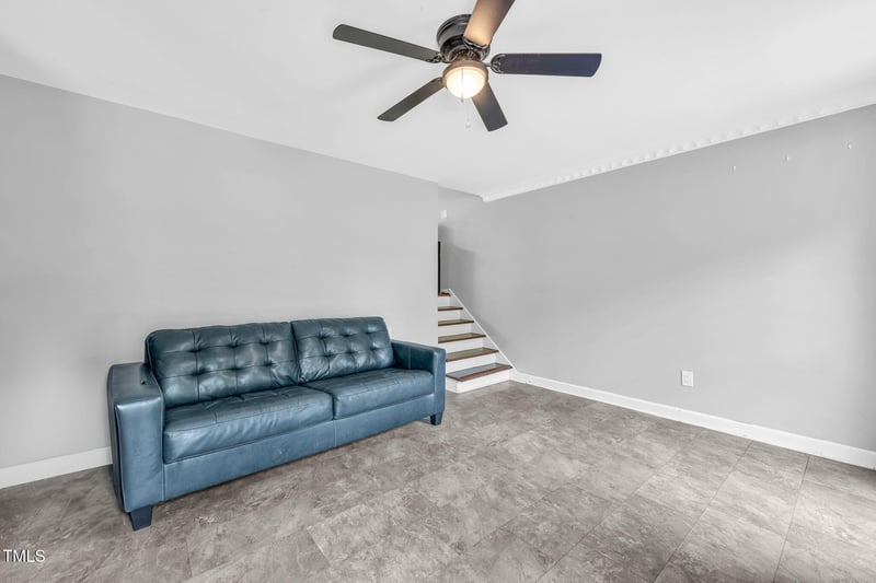 5209 Amsterdam Pl, Raleigh, NC 27606