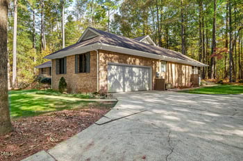 5209 Apple Valley Dr, Raleigh, NC 27606