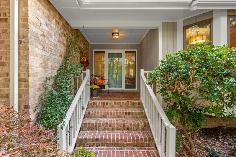 5209 Apple Valley Dr, Raleigh, NC 27606