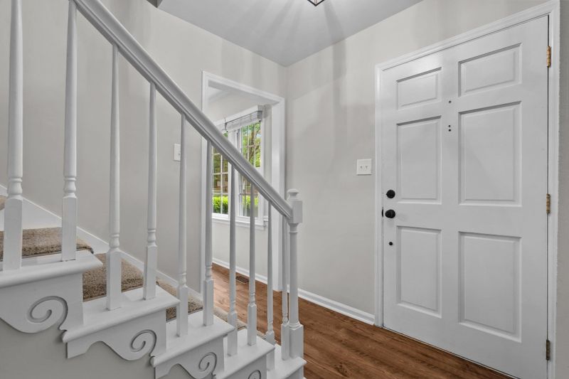 5209 Cedarwood Dr, Raleigh, NC 27609