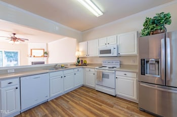 5209 Echo Ridge Rd, Raleigh, NC 27612