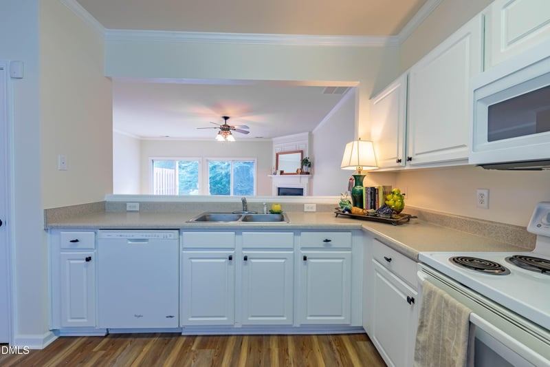 5209 Echo Ridge Rd, Raleigh, NC 27612