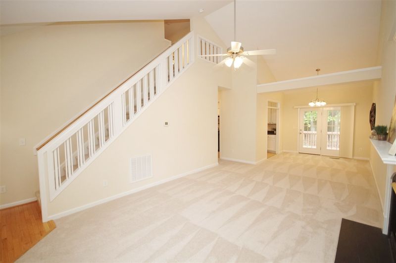 5209 Groveside Ct, Raleigh, NC 27613