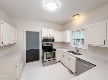 5209 Heelands Ct, Raleigh, NC 27610