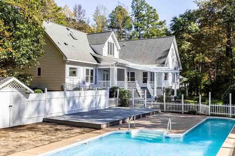 5209 Woods End Rd, Hillsborough, NC 27278
