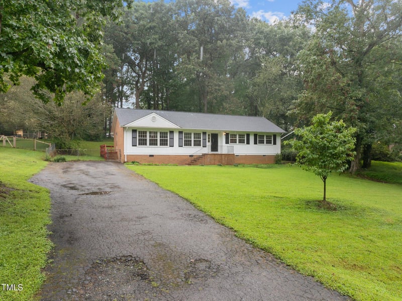 521 W Bywood Dr, Durham, NC 27712