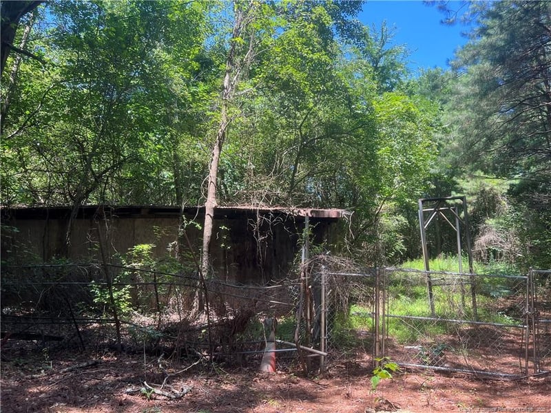 521 Dashland Dr, Fayetteville, NC 28303