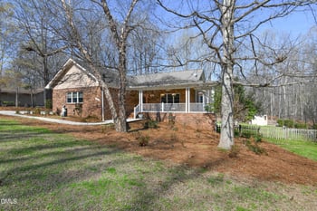 521 Dogwood Dr, Liberty, NC 27298