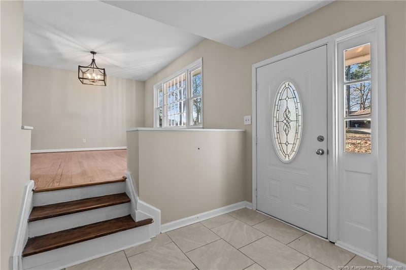 521 Fawn Ct, Fayetteville, NC 28303