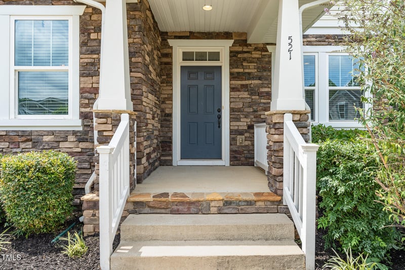 521 Ferry Ct, Wake Forest, NC 27587
