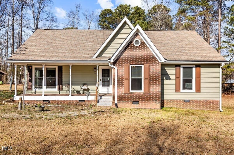 521 N Franklin Dr, Sanford, NC 27330