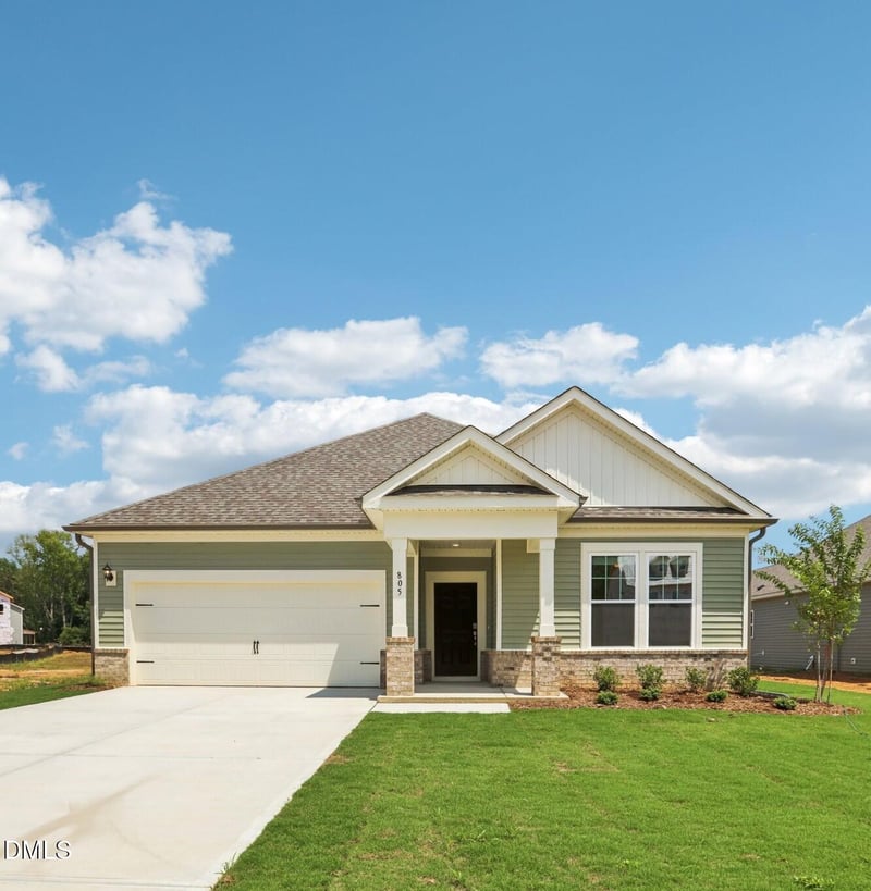 521 Hipwood Dr, Zebulon, NC 27597