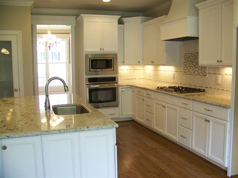 521 Kings Glen Way, Wake Forest, NC 27587