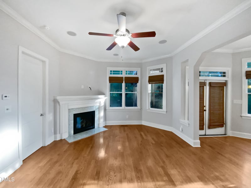 521 Lake Gaston Dr, Fuquay Varina, NC 27526