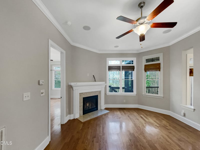 521 Lake Gaston Dr, Fuquay Varina, NC 27526