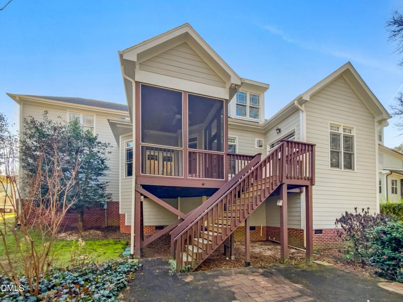 521 Lake Gaston Dr, Fuquay Varina, NC 27526