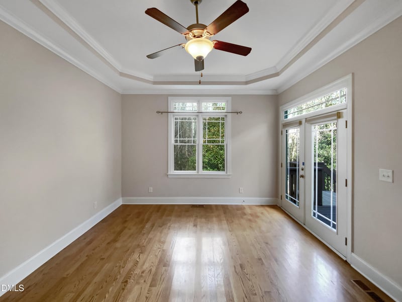 521 Lake Gaston Dr, Fuquay Varina, NC 27526