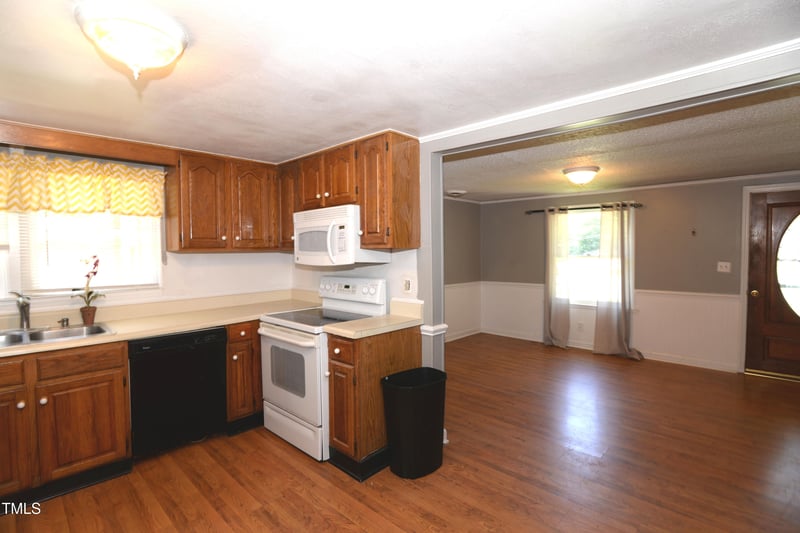 521 Lombard St, Clayton, NC 27520