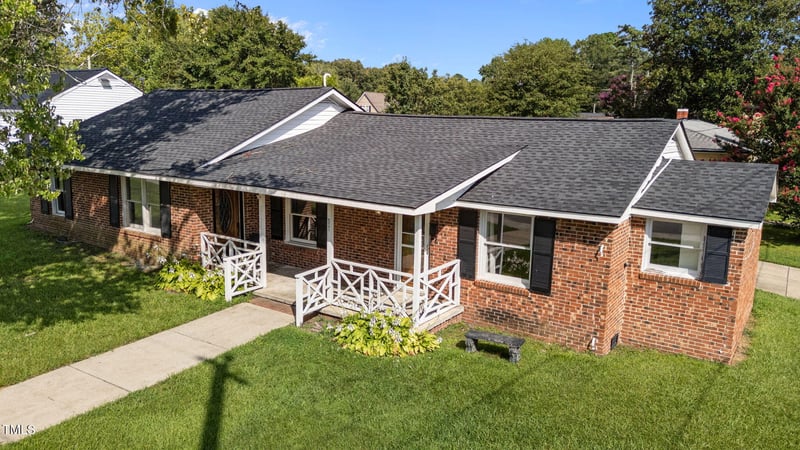 521 Lombard St, Clayton, NC 27520