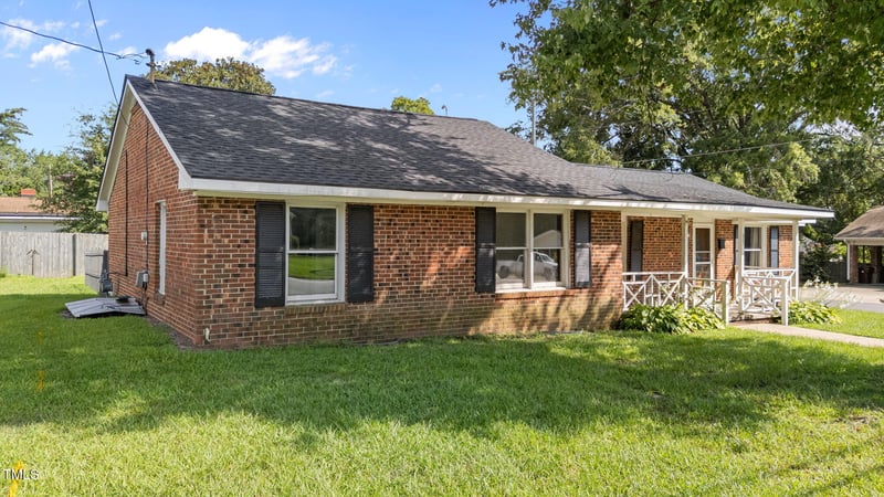521 Lombard St, Clayton, NC 27520