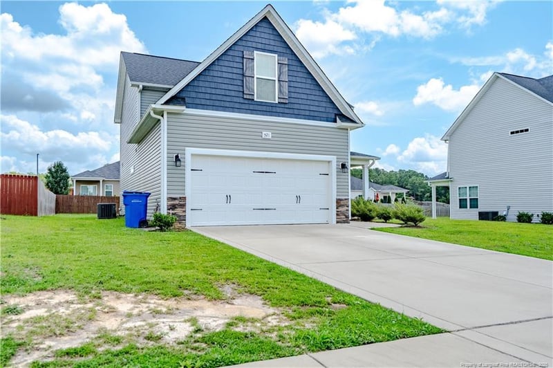 521 Loom Dr, Fayetteville, NC 28306