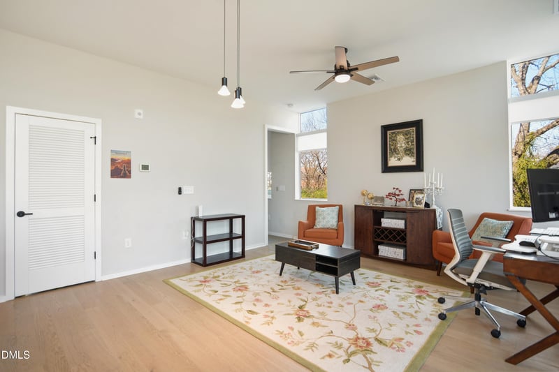 521 Mangum St #16, Durham, NC 27701