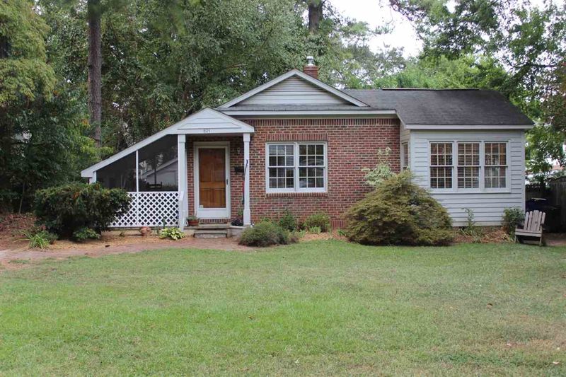 521 Mills St, Raleigh, NC 27608