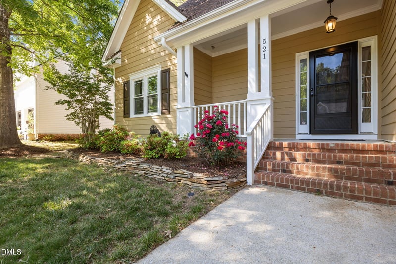 521 Moultonboro Ave, Wake Forest, NC 27587