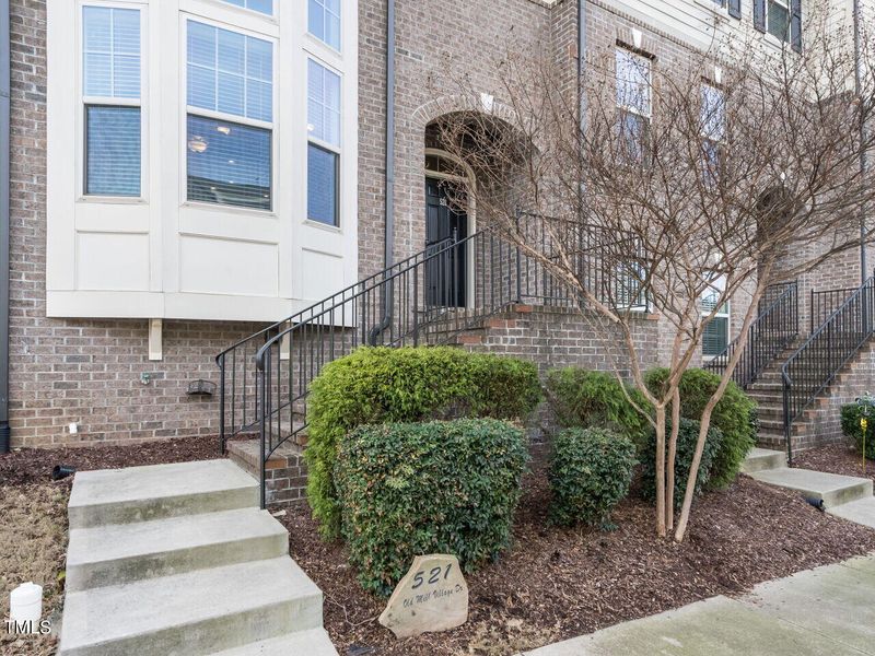 521 Old Mill Village Dr, Apex, NC 27502
