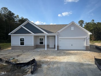 521 Olivia Crossing Ct #19, Four Oaks, NC 27524