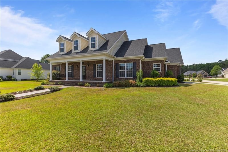521 St Thomas Rd, Fayetteville, NC 28311