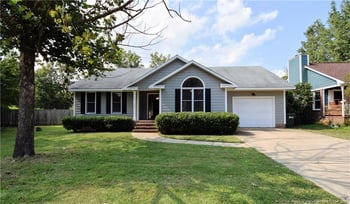 521 Stone Way Ct, Fayetteville, NC 28301