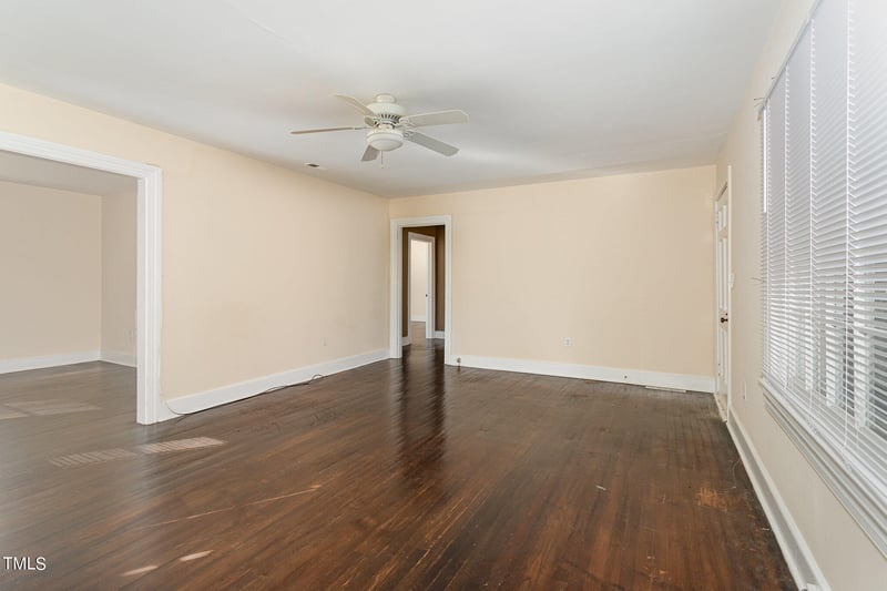 521 Summitt Dr, Sanford, NC 27330