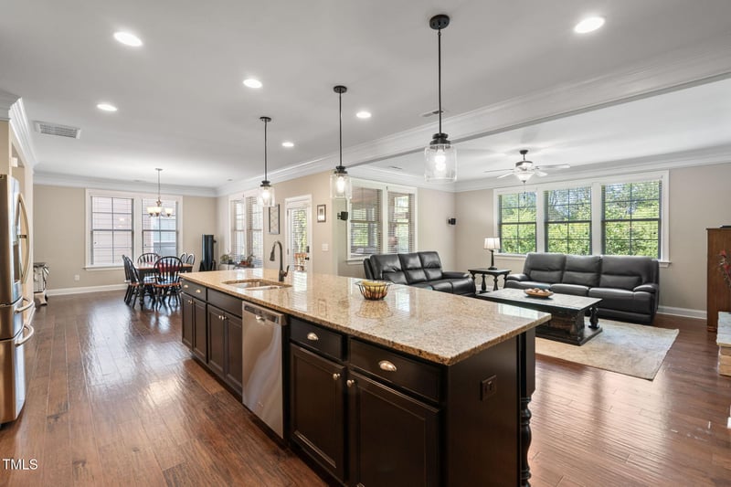 521 Wildwood Farm Way, Holly Springs, NC 27540