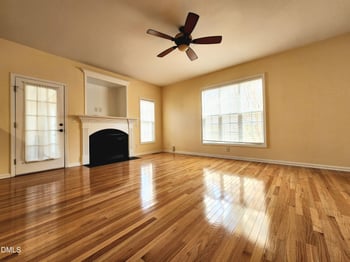 5210 Groveside Ct, Raleigh, NC 27613