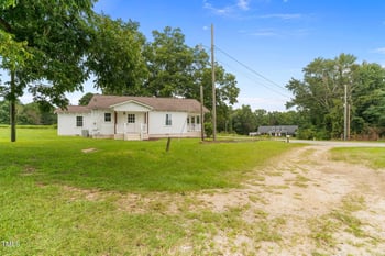 5210 Highway 27 , Coats, NC 27521