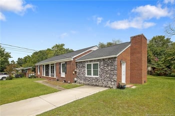 5210 Rodwell Rd, Fayetteville, NC 28311