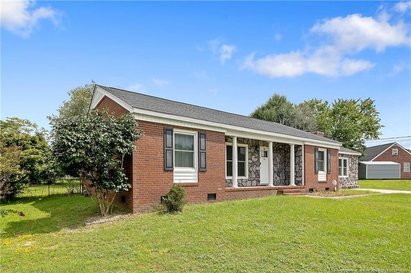 5210 Rodwell Rd, Fayetteville, NC 28311