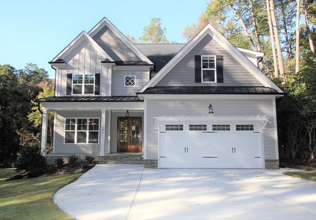 5211 Coronado Dr, Raleigh, NC 27609