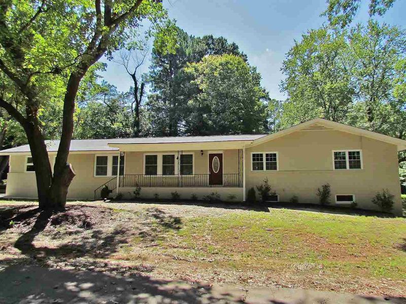 5211 Denise Dr, Raleigh, NC 27606