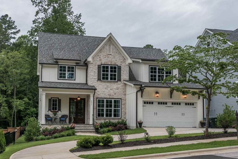 5211 Dixon Dr, Raleigh, NC 27609
