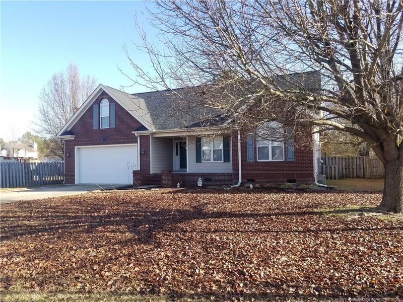 5211 Heather St, Hope Mills, NC 28348