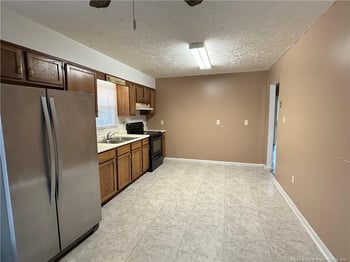 5212 Delco St, Fayetteville, NC 28311