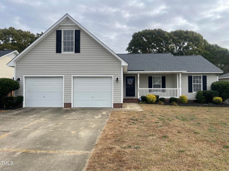 5212 Thackeray Dr, Fayetteville, NC 28306