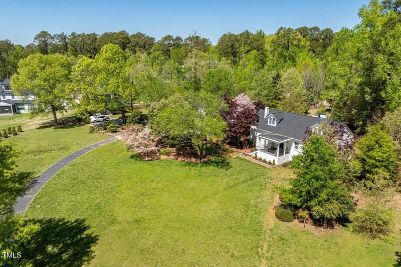 5212 Theys Rd, Raleigh, NC 27606